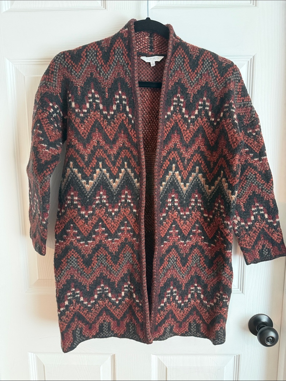 Lucky Brand Open-Front Zigzag Cardigan in Rust, Black & Cream